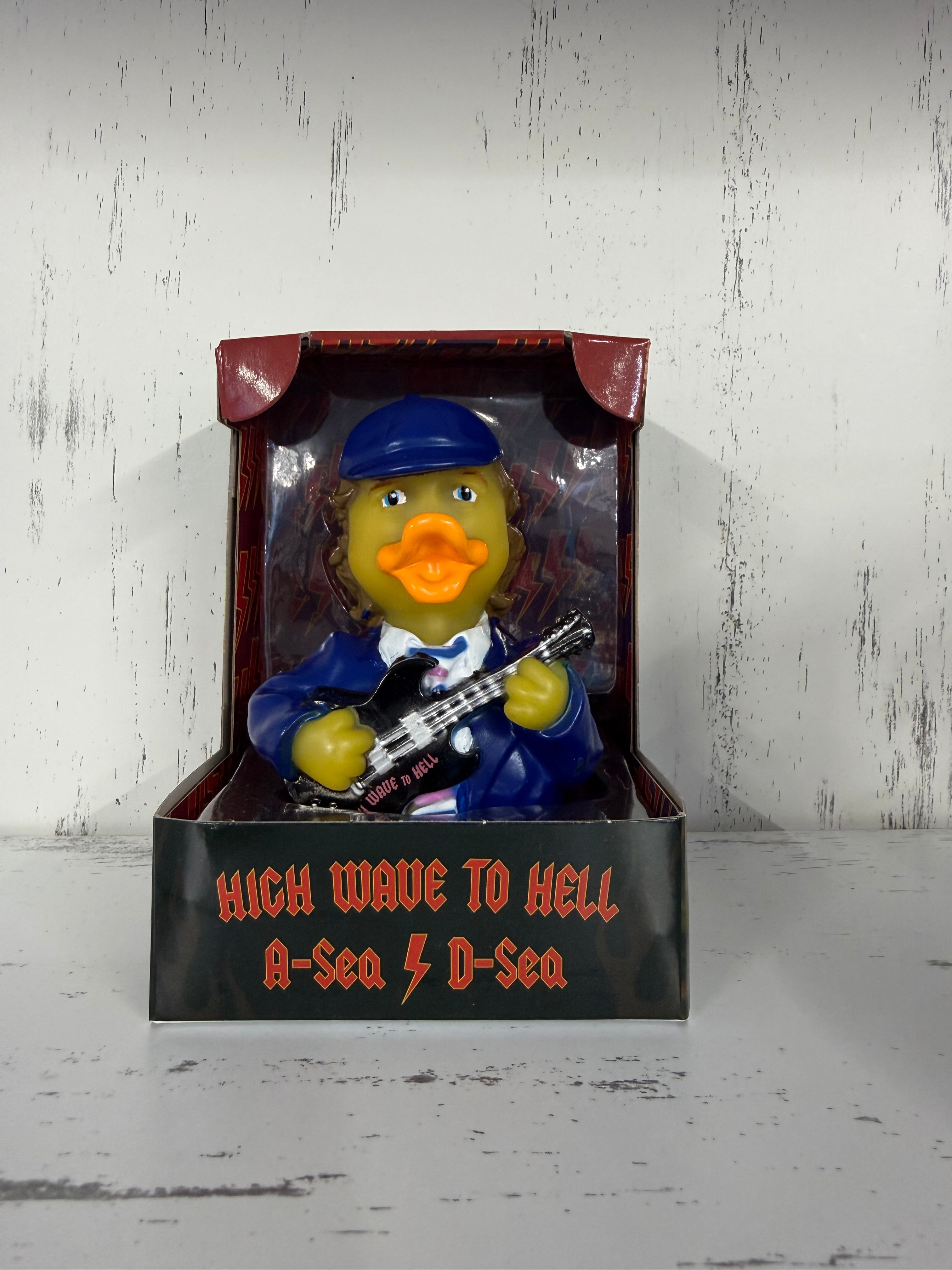 CelebriDuck (A-Sea D-Sea) High Wave To Hell