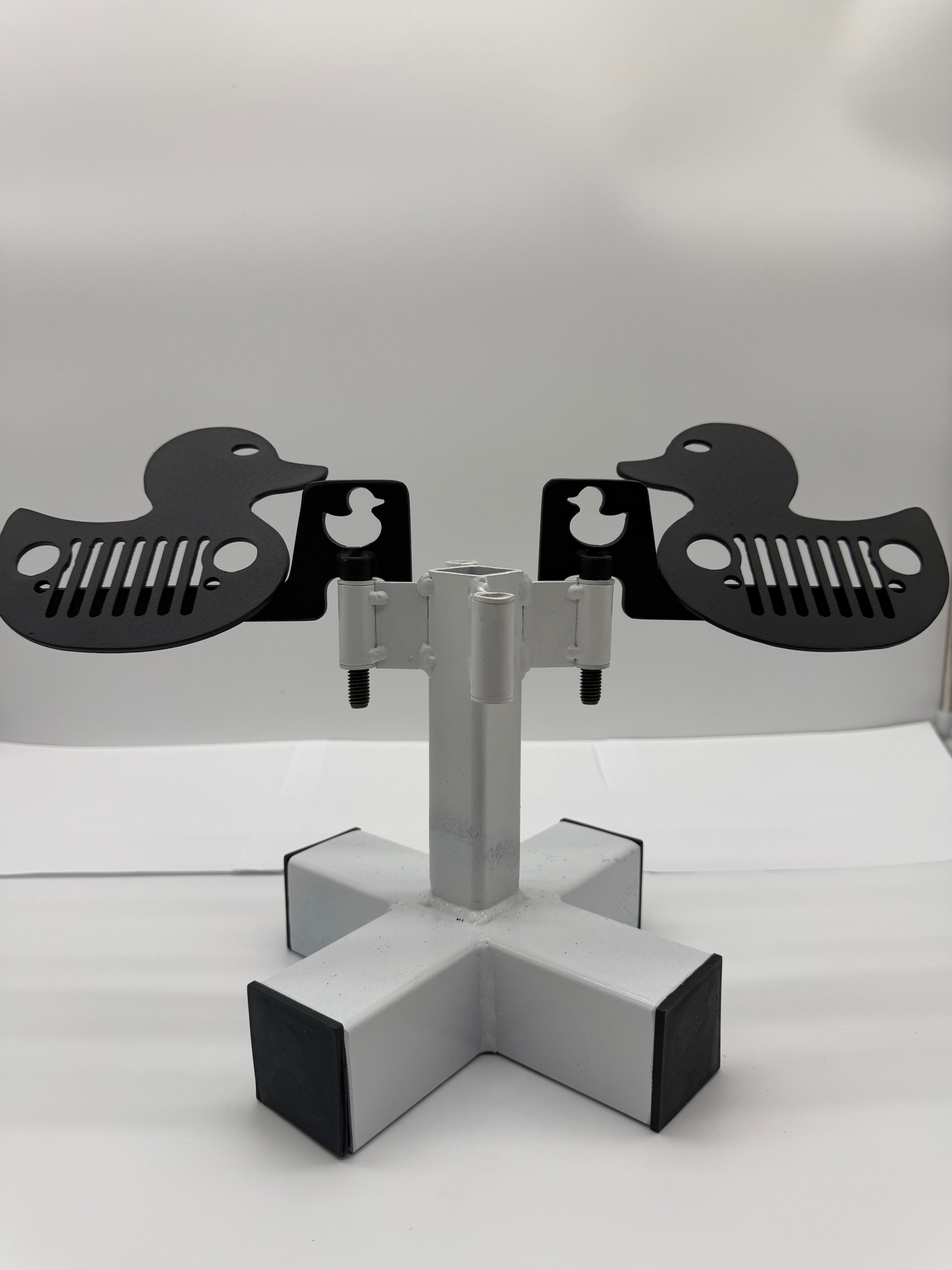 SJO  Foot Pegs (Duck W/Grill)