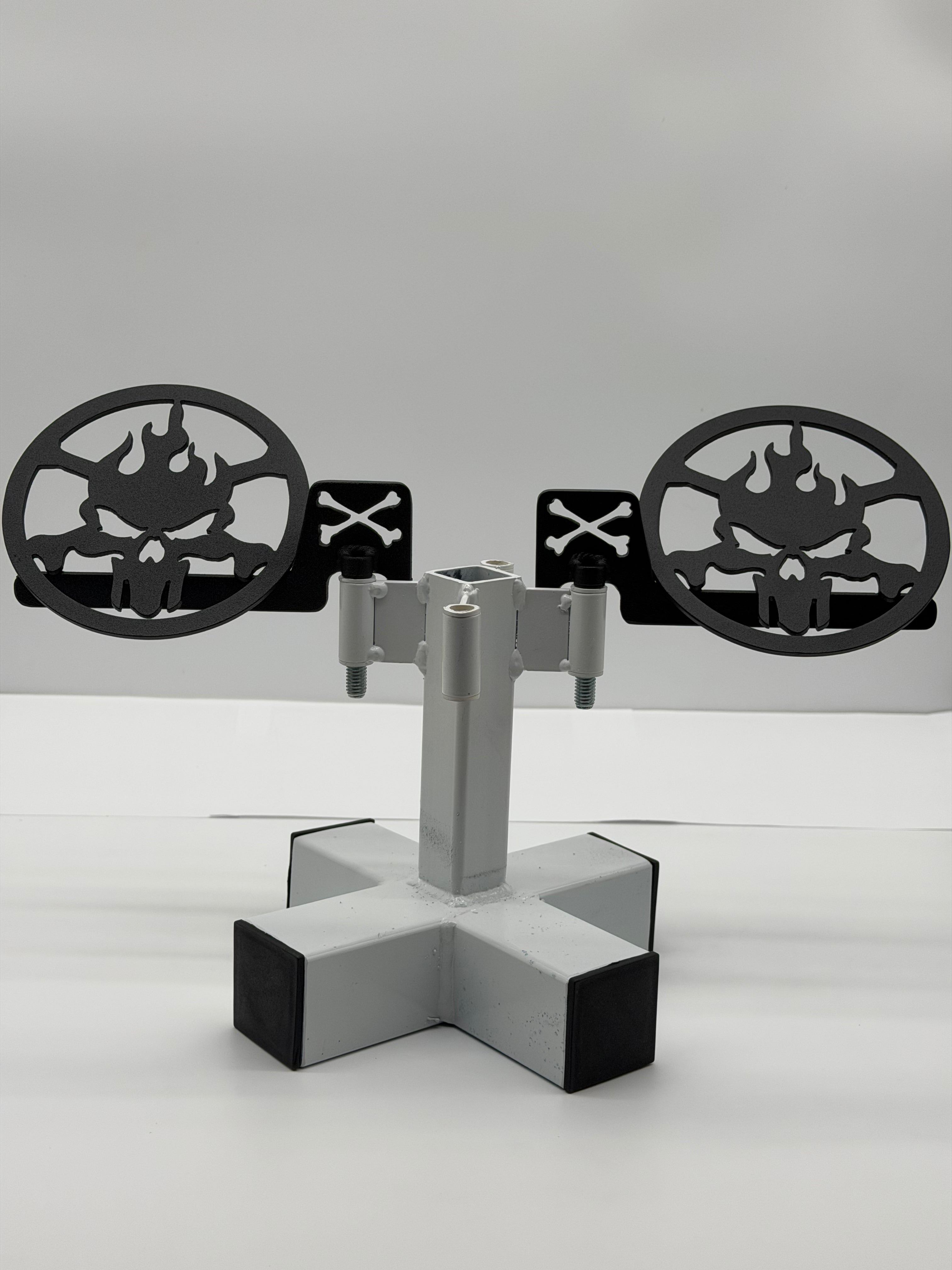 SJO  Foot Pegs (Skull W/Flames)